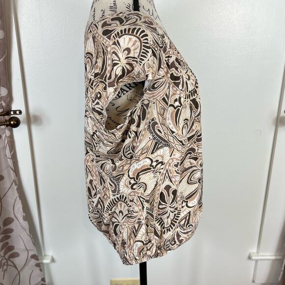 Liz Claiborne Tan white and brown paisley patterned cap sleeve blouse - Picture 4 of 9